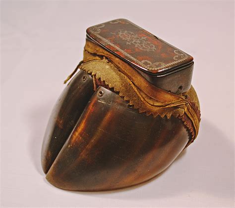 old snuff boxes